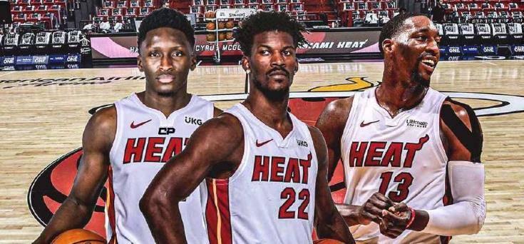 杭州女足举行环西湖徒步活动，全程八公里（杭州女足开展西湖环湖8公里徒步活动）