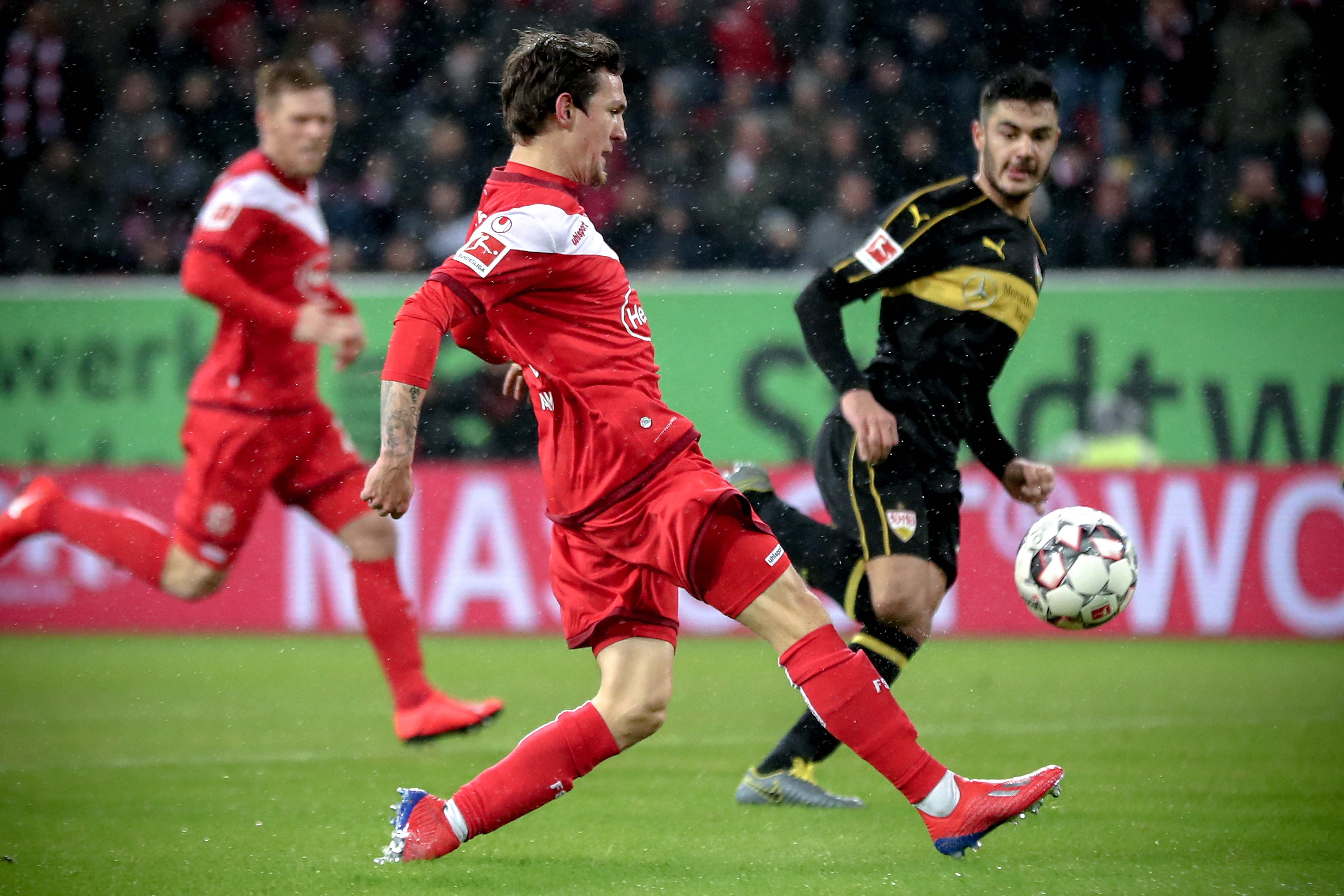 利物浦欧冠小组赛客场取分（利物浦欧冠小组赛客场带走积分）